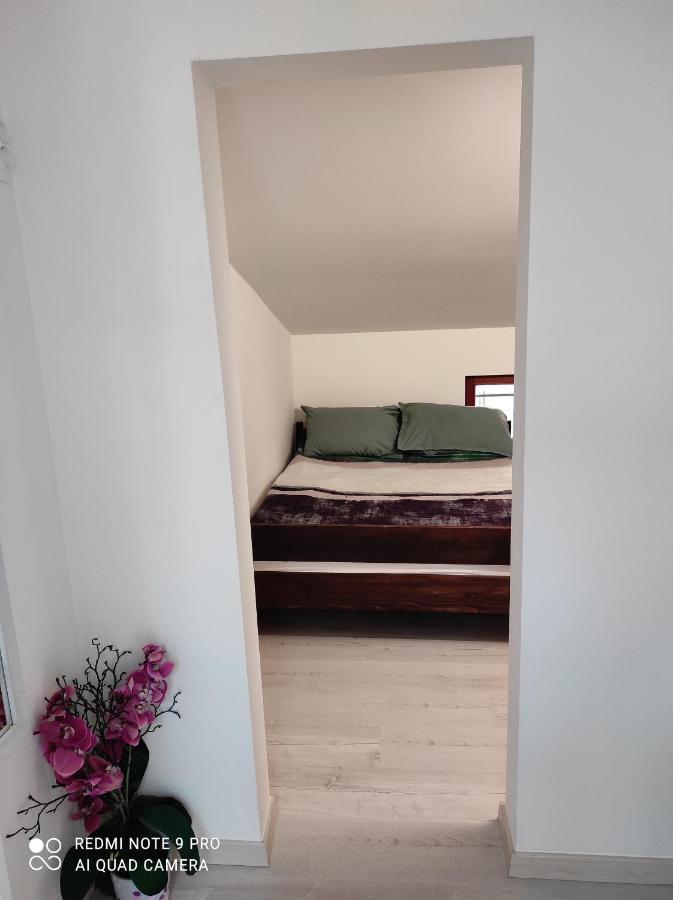 Apartma Изола Екстериор снимка