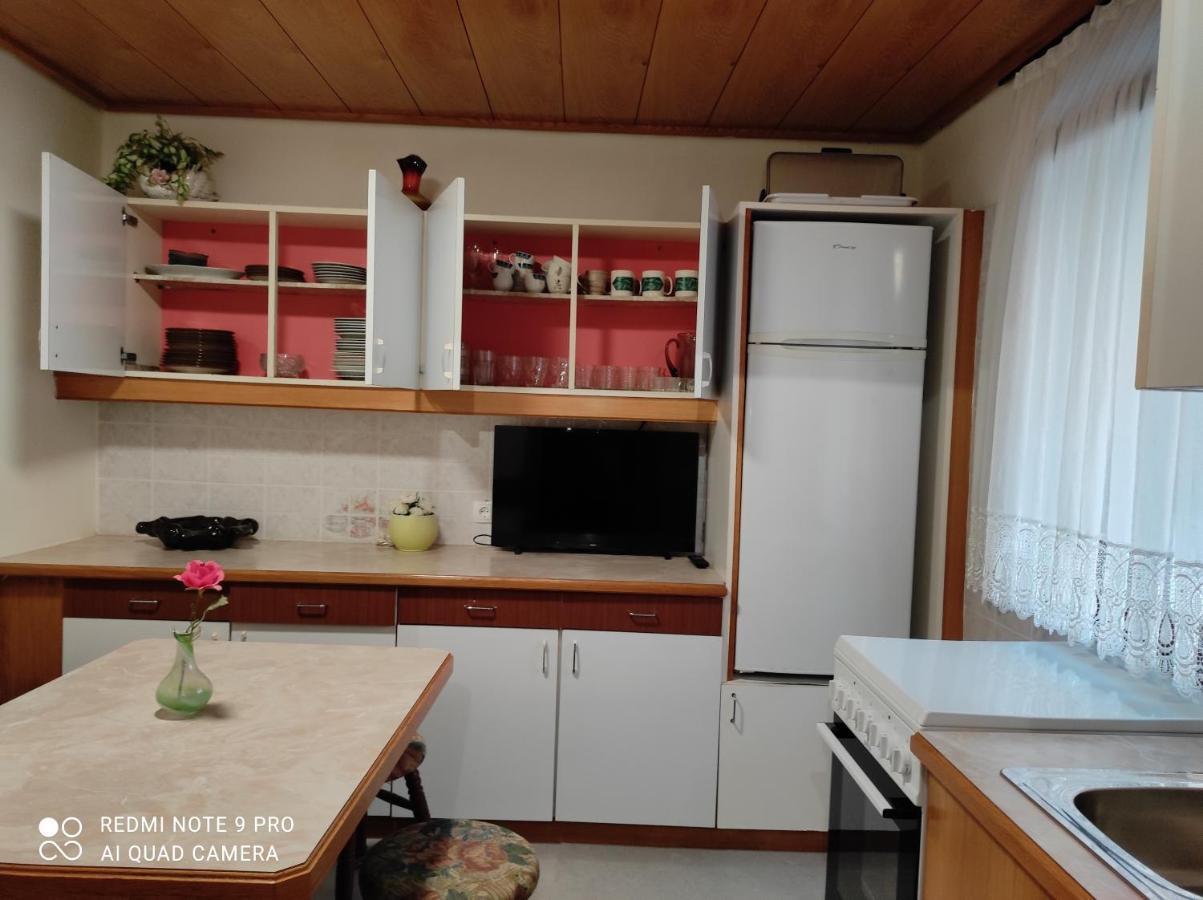 Apartma Изола Екстериор снимка